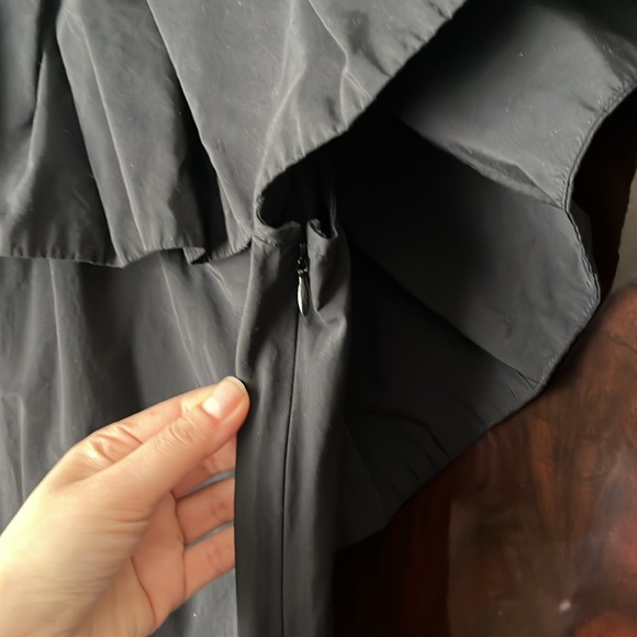 Club Monaco Elegant Top - Picture 4 of 12